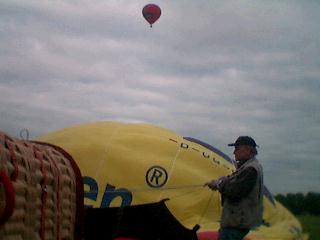 als erstes haelt der ballon sein maul auf